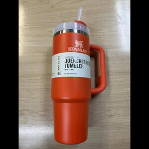 Stanley Tumbler 30oz Flowstate Quencher H2O Vacuum Insulated Tigerlily - NEW